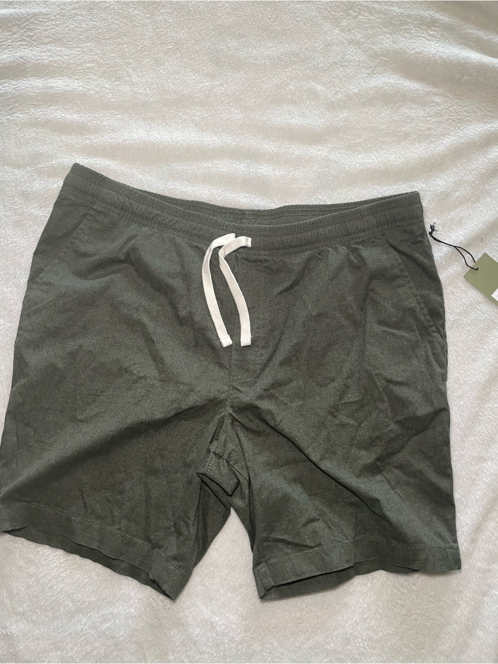 Goodfellow & CO. Classic Olive Drawstring Shorts with tag